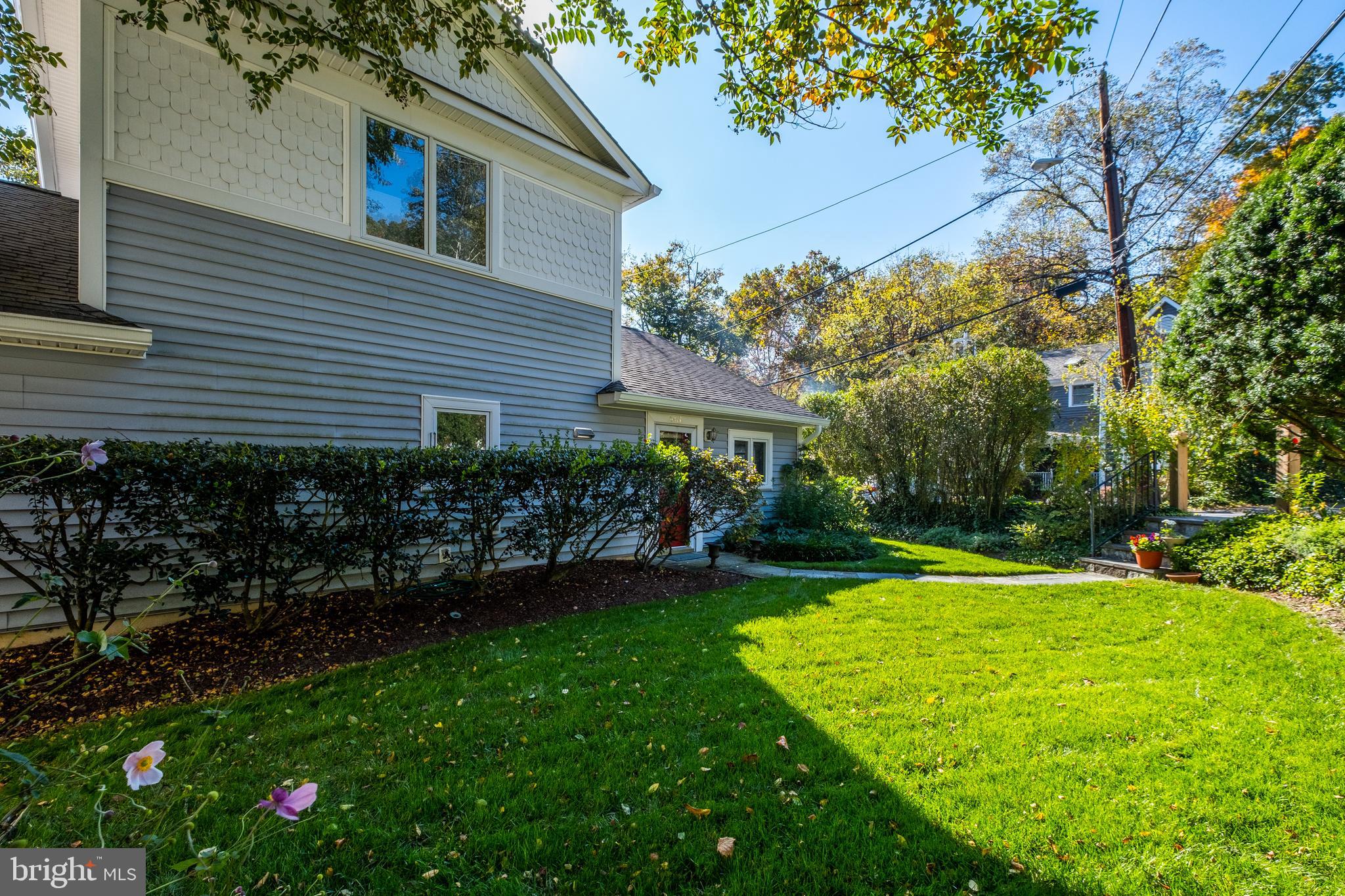 6417 83rd Place Cabin John, MD 20818 - Photo 17 of 48