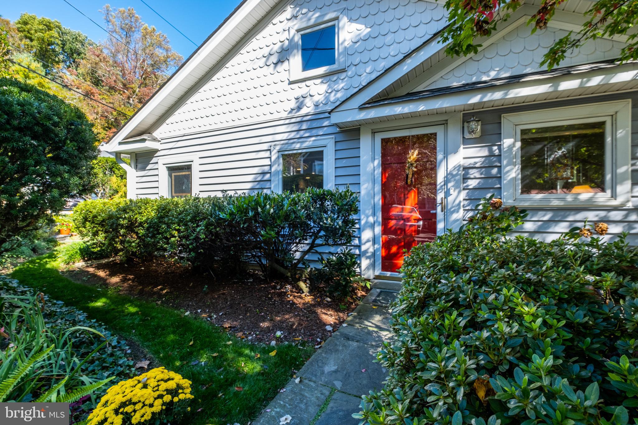 6417 83rd Place Cabin John, MD 20818 - Photo 20 of 48