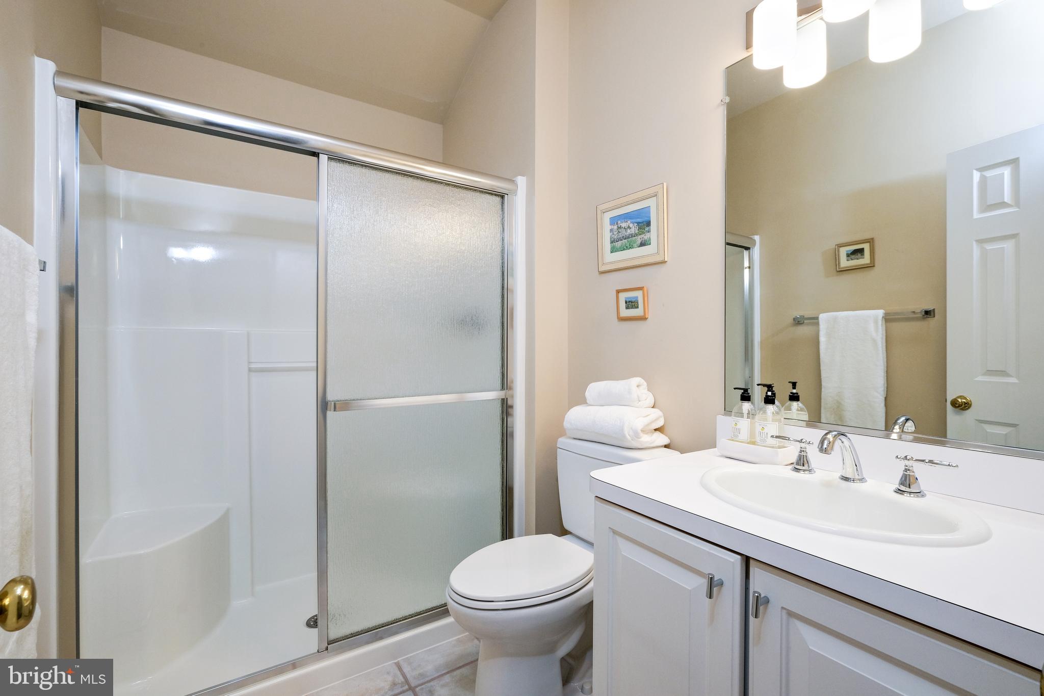 6417 83rd Place Cabin John, MD 20818 - Photo 25 of 48