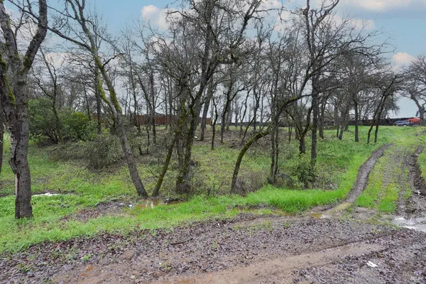 $12,500 | 15615 37th Avenue, Clearlake, CA 95422