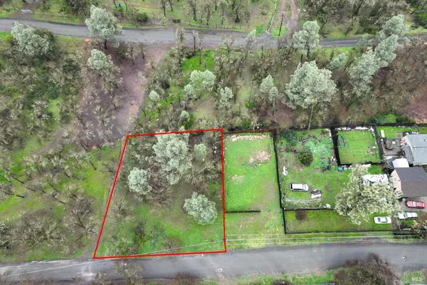 $12,500 | 15615 37th Avenue, Clearlake, CA 95422