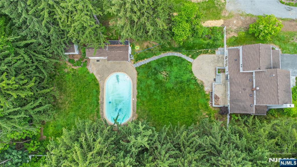 163 Sand Spring Road Morristown, NJ 07960 - Photo 35 of 39 an aerial view of a house