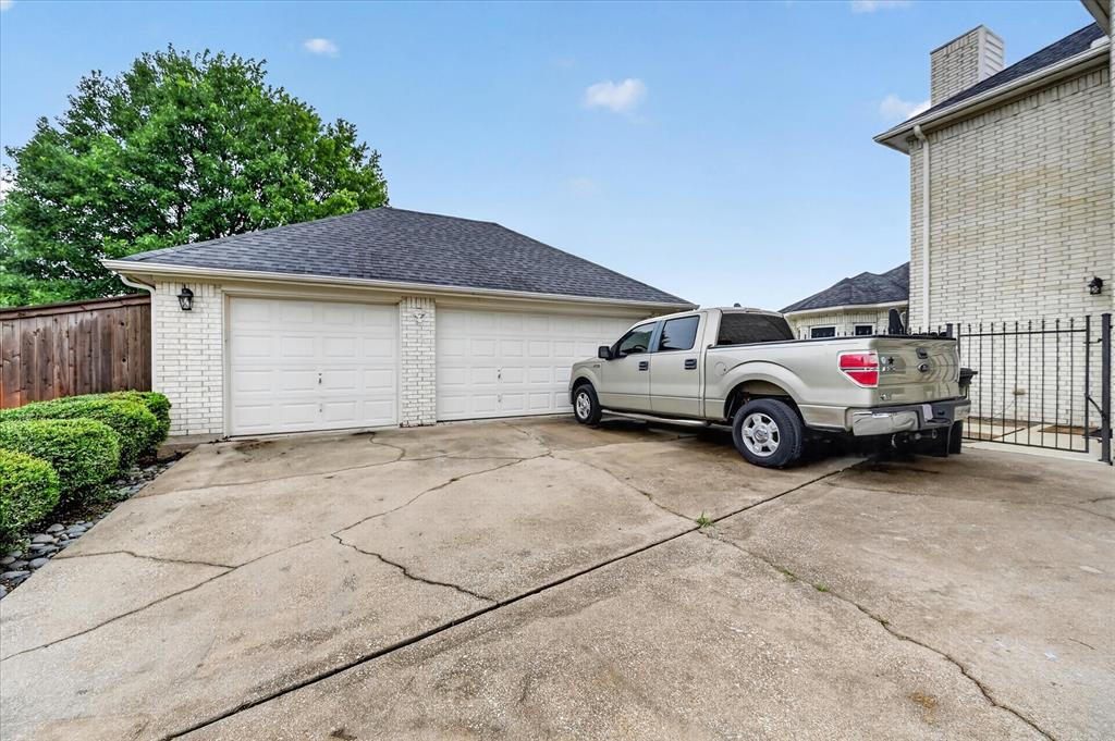 851 Bridle Path Burleson, TX 76028 - Photo 40 of 40