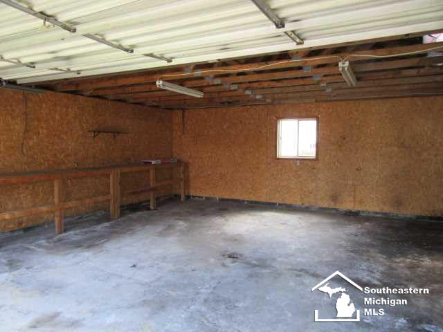 12474 Maxwell Road Carleton, MI 48117 - Photo 4 of 13