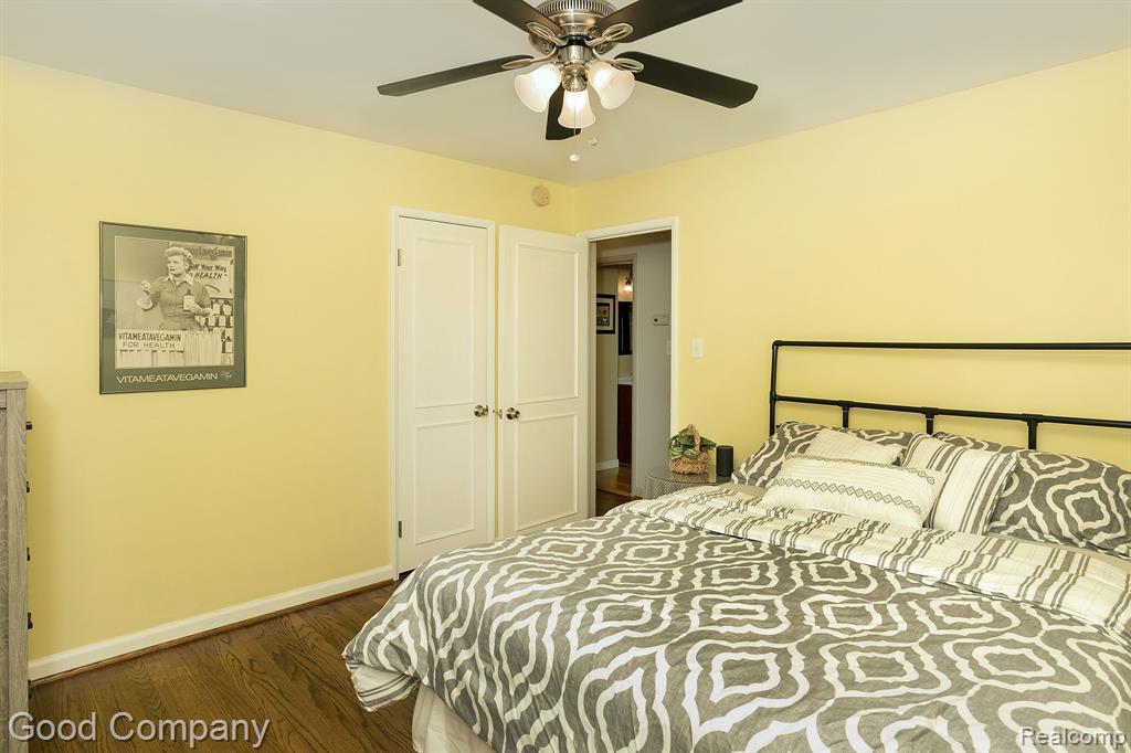 2427 Columbia Road Berkley, MI 48072 - Photo 14 of 38 Gallery Image 14