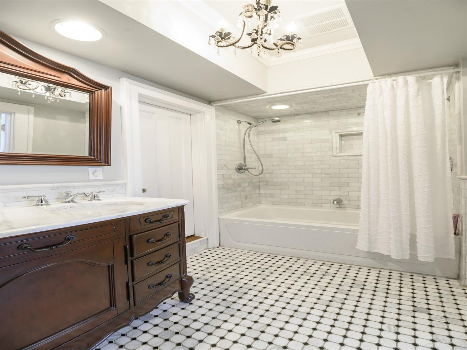 1108 Fontaine Road Lexington, KY 40502 - Photo 46 of 72 Photo 46