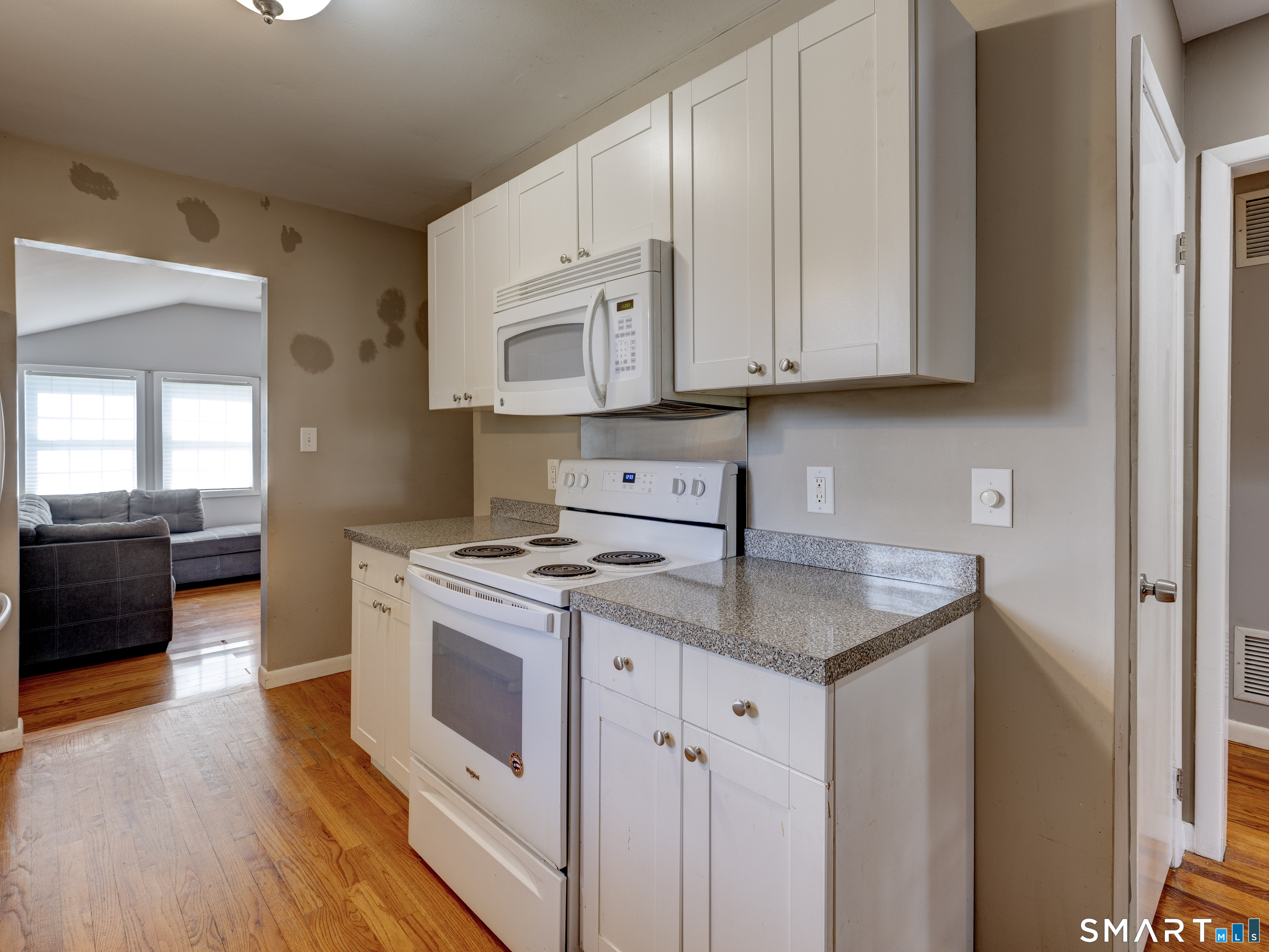 495 Fort Hale Road New Haven, CT 06512 - Photo 17 of 40 Gallery Image 17