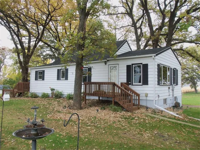 $214,900 | 78665 County Road 46, Albert Lea, MN 56007