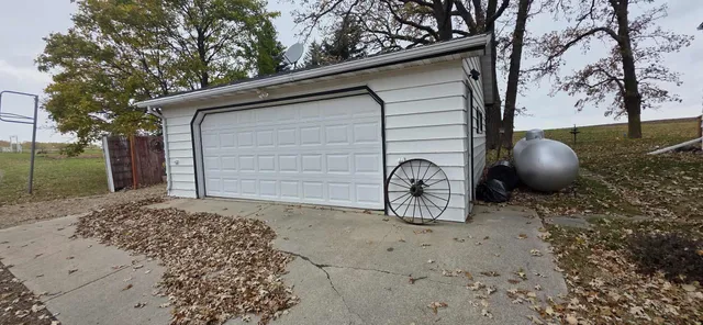 $214,900 | 78665 County Road 46, Albert Lea, MN 56007