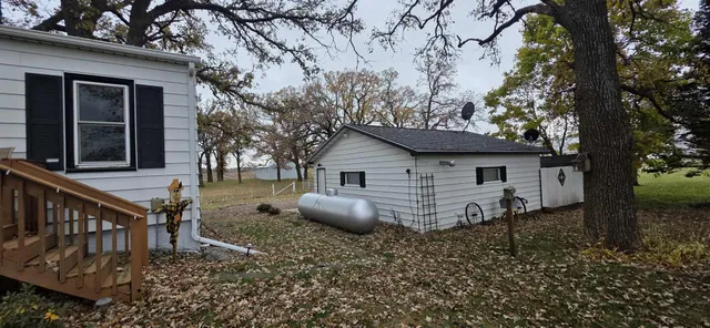 $214,900 | 78665 County Road 46, Albert Lea, MN 56007