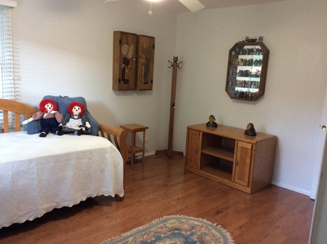 129 Stonegate Road Buffalo Grove, IL 60089 - Photo 14 of 16