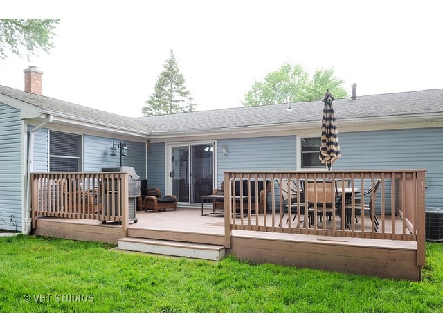 129 Stonegate Road Buffalo Grove, IL 60089 - Photo 16 of 16