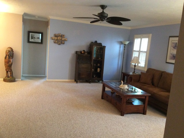 129 Stonegate Road Buffalo Grove, IL 60089 - Photo 4 of 16