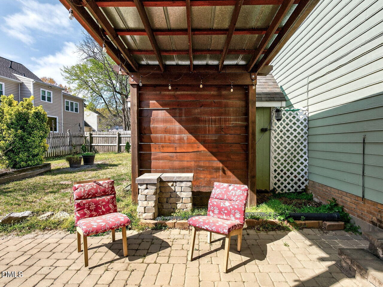 4500 Rivershyre Way Raleigh, NC 27616 - Photo 21 of 42 a view of a chairs and table in the patio