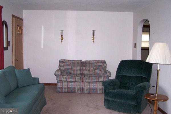 615 South Forge Road Palmyra, PA 17078 - Photo 2 of 12 Gallery Image 2
