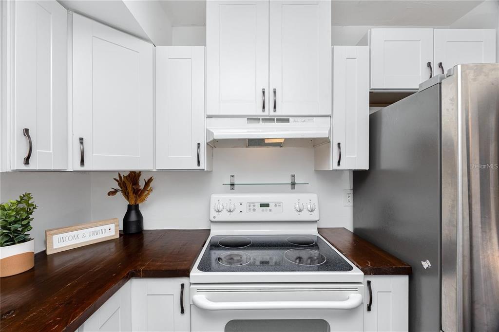 2095 Sunset Point Road, Unit 2504 Clearwater, FL 33765 - Photo 13 of 34