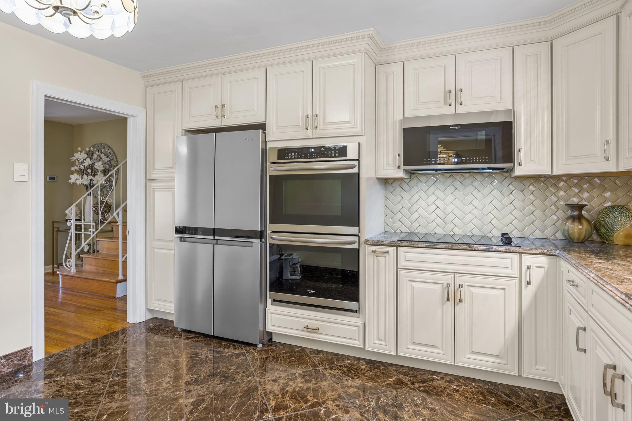 32 Durand Road Huntingdon Valley, PA 19006 - Photo 13 of 46