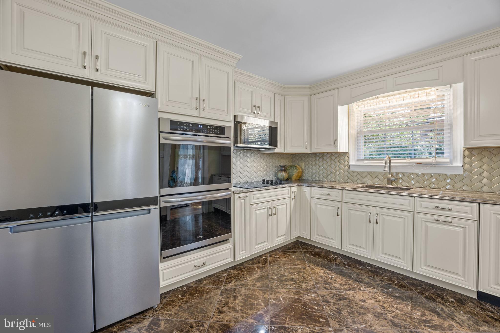 32 Durand Road Huntingdon Valley, PA 19006 - Photo 14 of 46