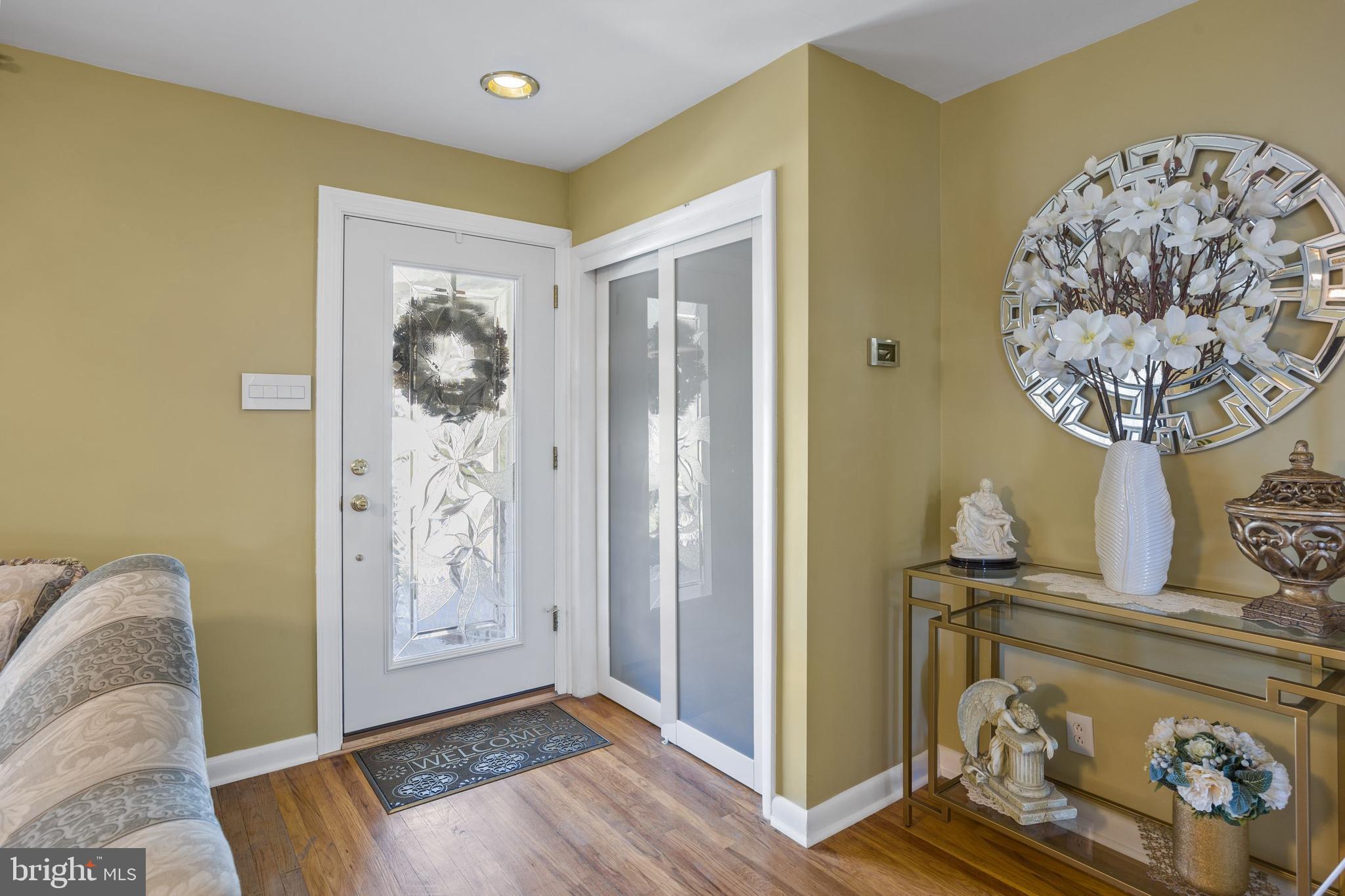 32 Durand Road Huntingdon Valley, PA 19006 - Photo 7 of 46