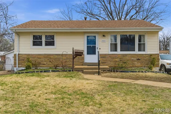 $200,000 | 3917 Crosby Drive, St. Louis, MO 63123