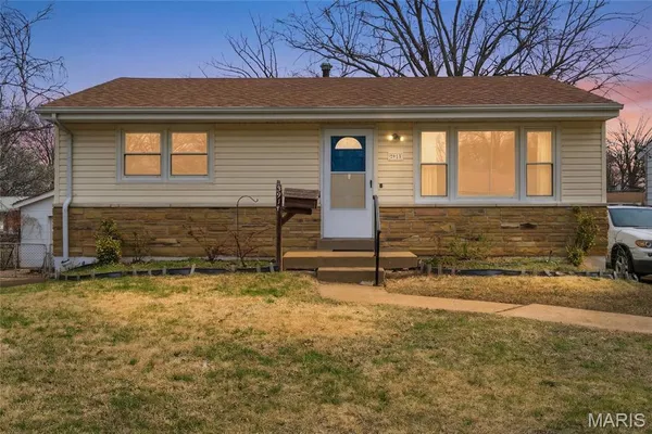 $200,000 | 3917 Crosby Drive, St. Louis, MO 63123