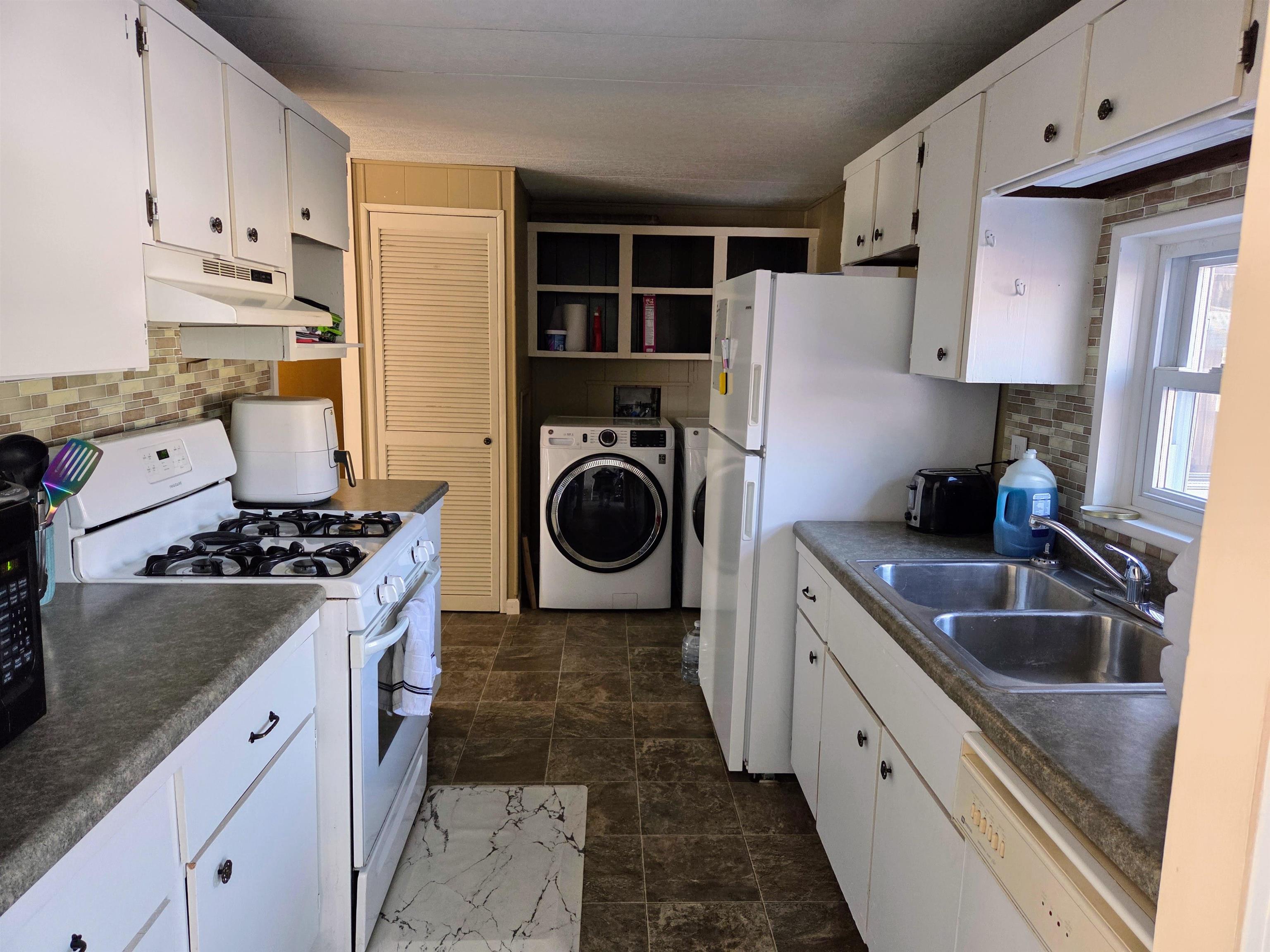 W7618 Poplar Road Shawano, WI 54166 - Photo 9 of 23