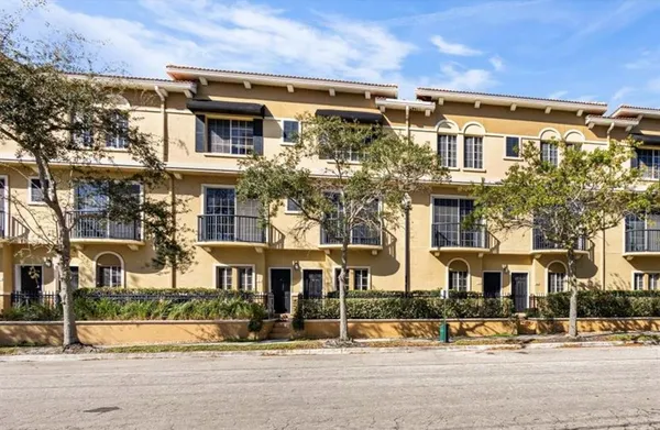 $2,650 | 111 South Sherrill Street, Tampa, FL 33609