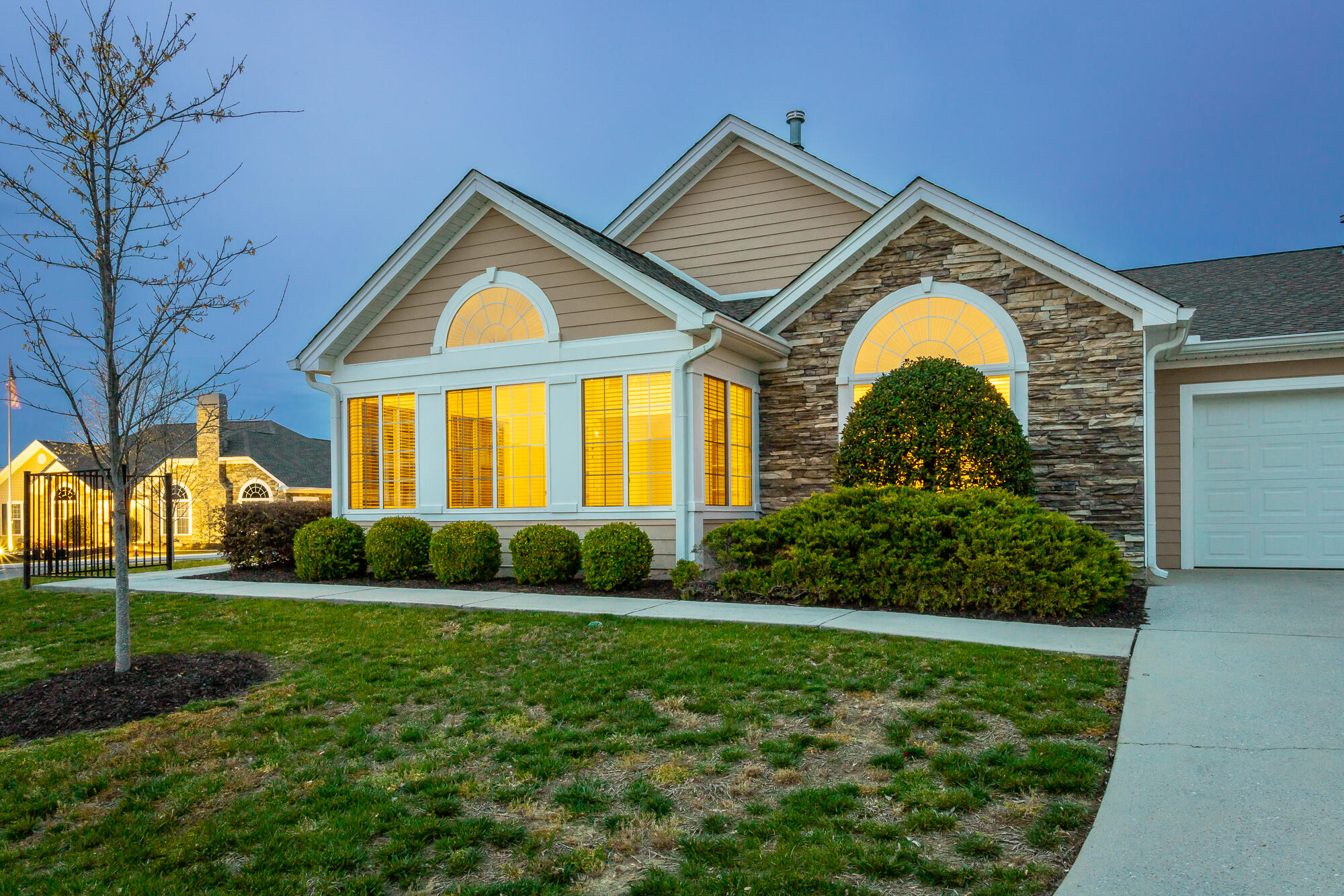 2527 Baskette Way Chattanooga, TN 37421 - Photo 3 of 72 2527 Baskette Way TWILIGHT HD-16