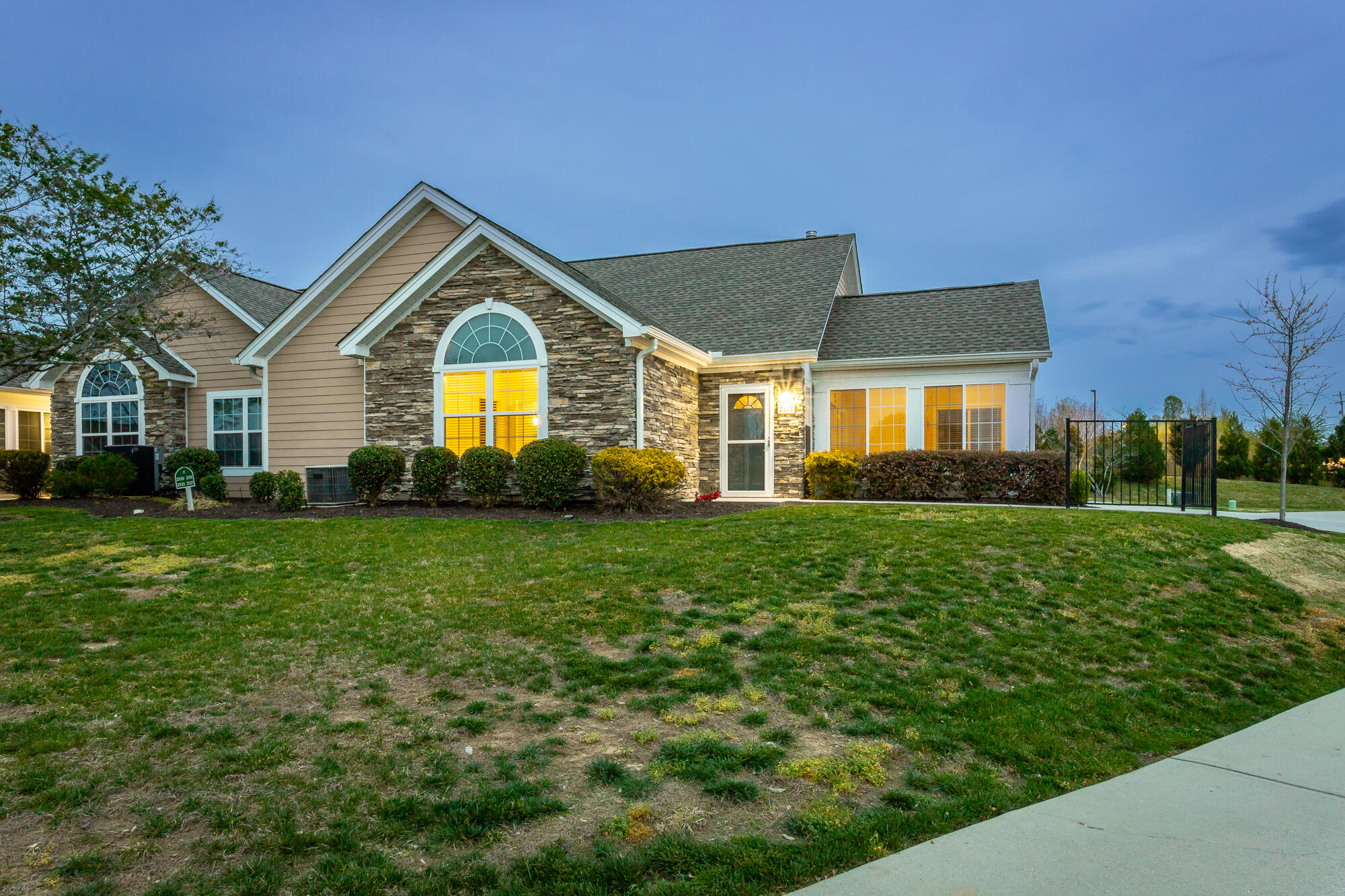 2527 Baskette Way Chattanooga, TN 37421 - Photo 61 of 72 2527 Baskette Way TWILIGHT HD-6