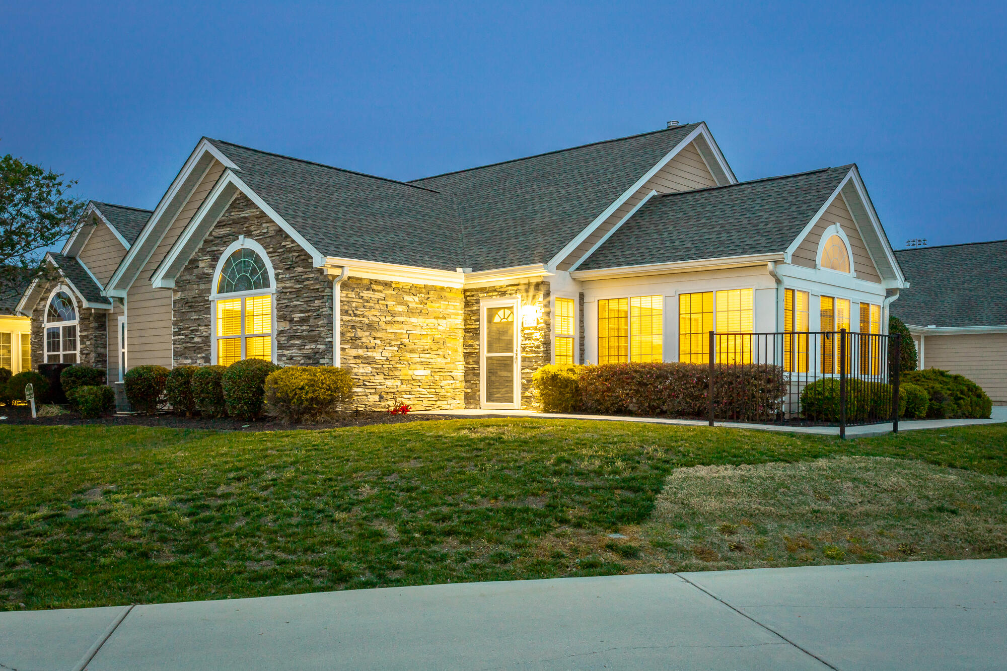 2527 Baskette Way Chattanooga, TN 37421 - Photo 71 of 72 2527 Baskette Way TWILIGHT HD-19