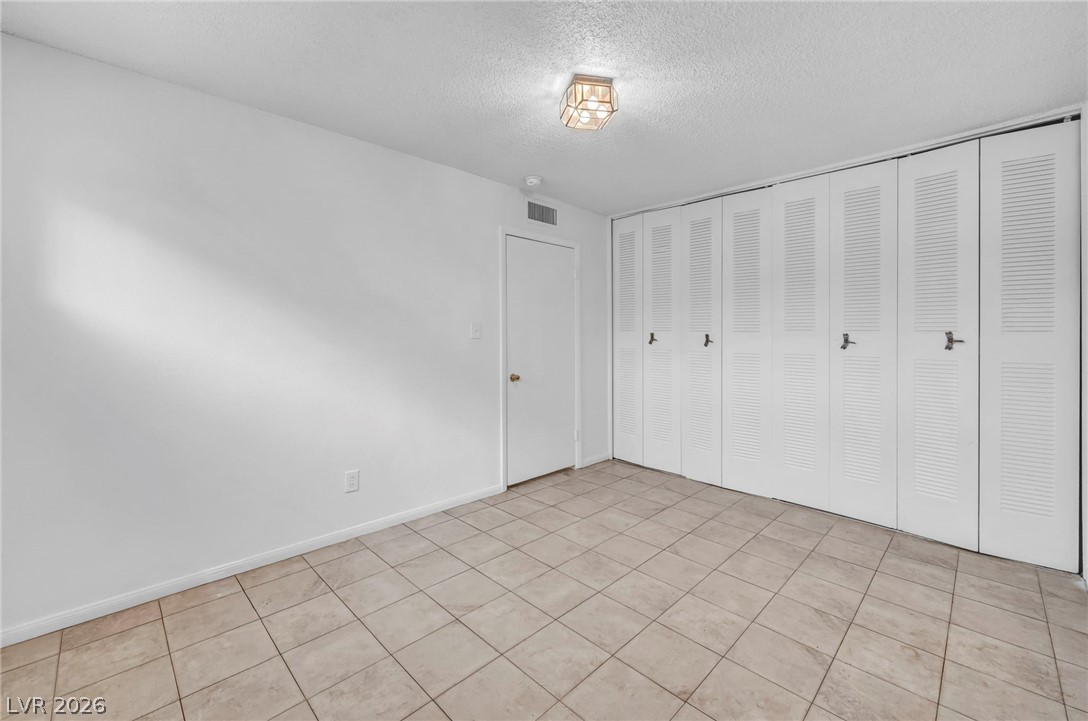 350 East Desert Inn Road, Unit 105 Las Vegas, NV 89109 - Photo 12 of 24