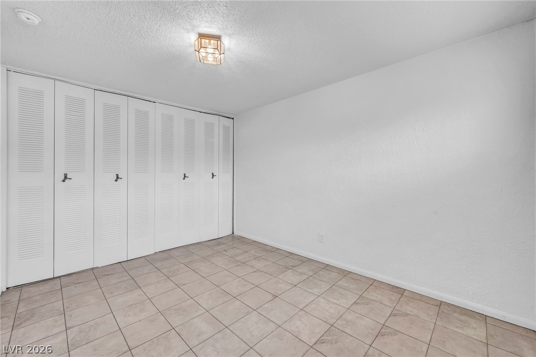 350 East Desert Inn Road, Unit 105 Las Vegas, NV 89109 - Photo 13 of 24