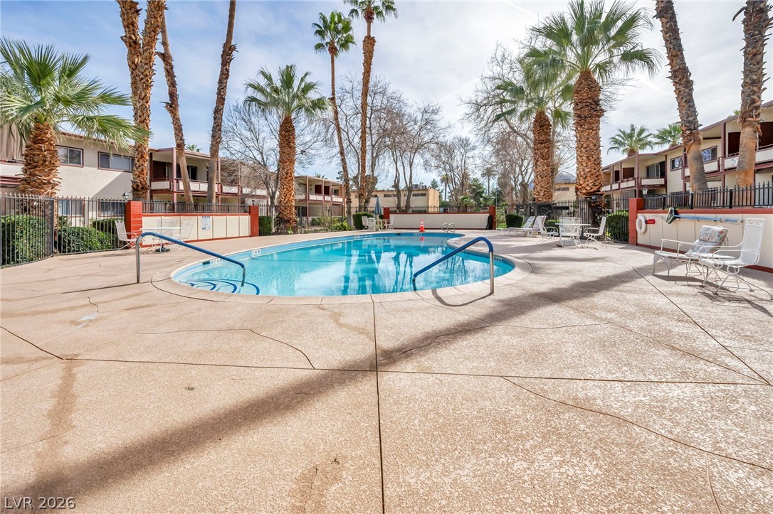 350 East Desert Inn Road, Unit 105 Las Vegas, NV 89109 - Photo 16 of 24