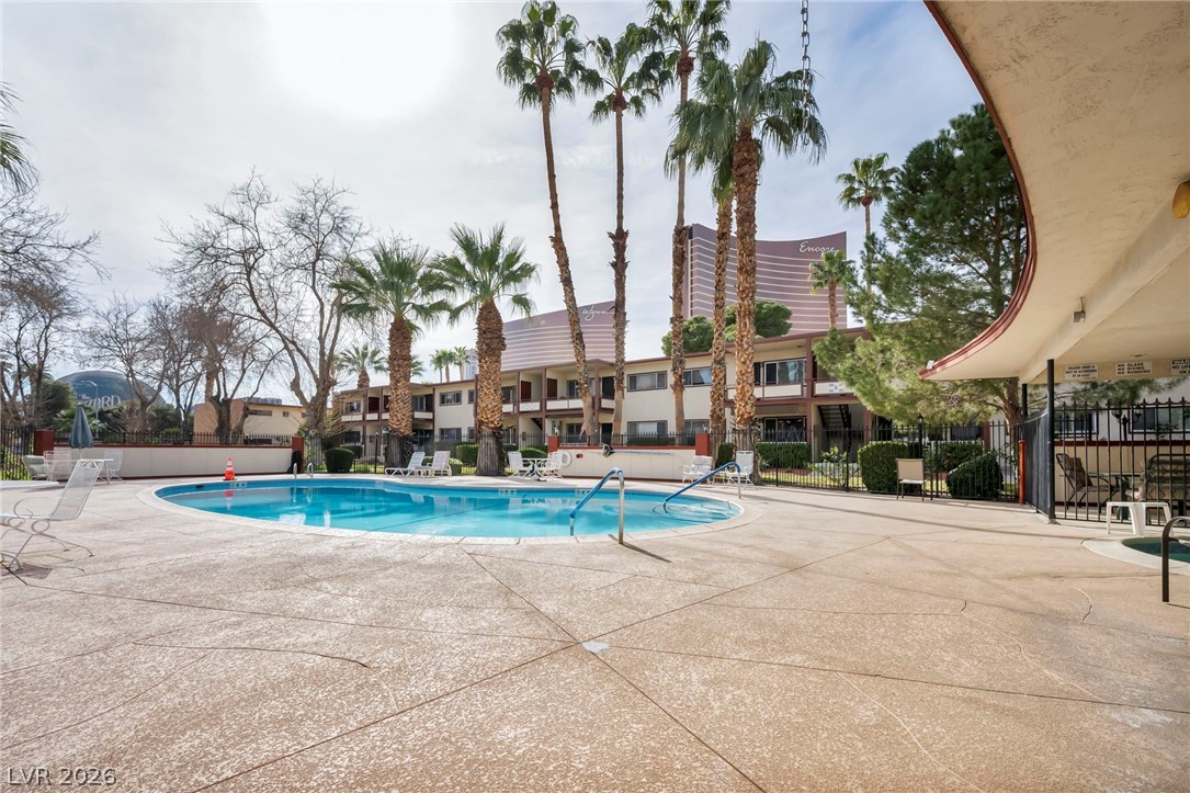 350 East Desert Inn Road, Unit 105 Las Vegas, NV 89109 - Photo 18 of 24