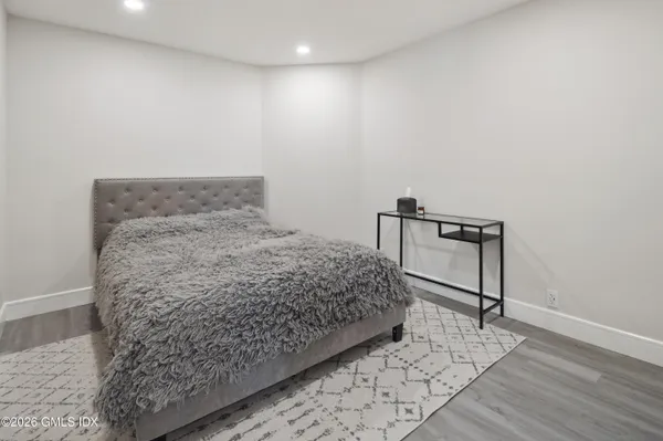 $3,950,000 | 294 East Middle Patent Road, Greenwich, CT 06831