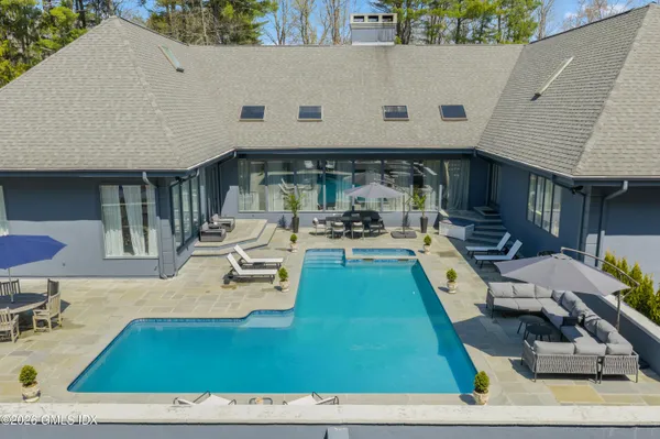 $3,950,000 | 294 East Middle Patent Road, Greenwich, CT 06831