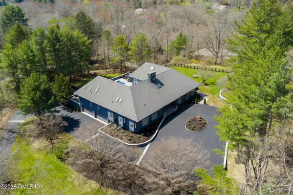 $3,950,000 | 294 East Middle Patent Road, Greenwich, CT 06831