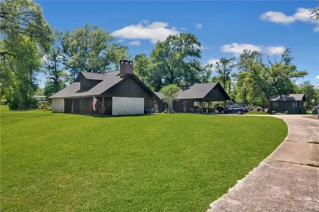 $365,000 | 3724 Thompson Road, Sulphur, LA 70665