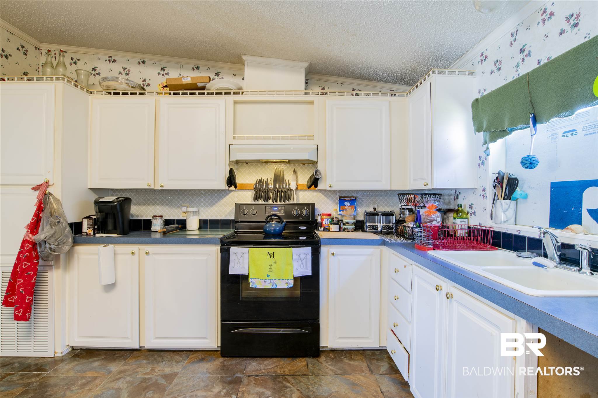 207 Swallow Circle Robertsdale, AL 36567 - Photo 9 of 20