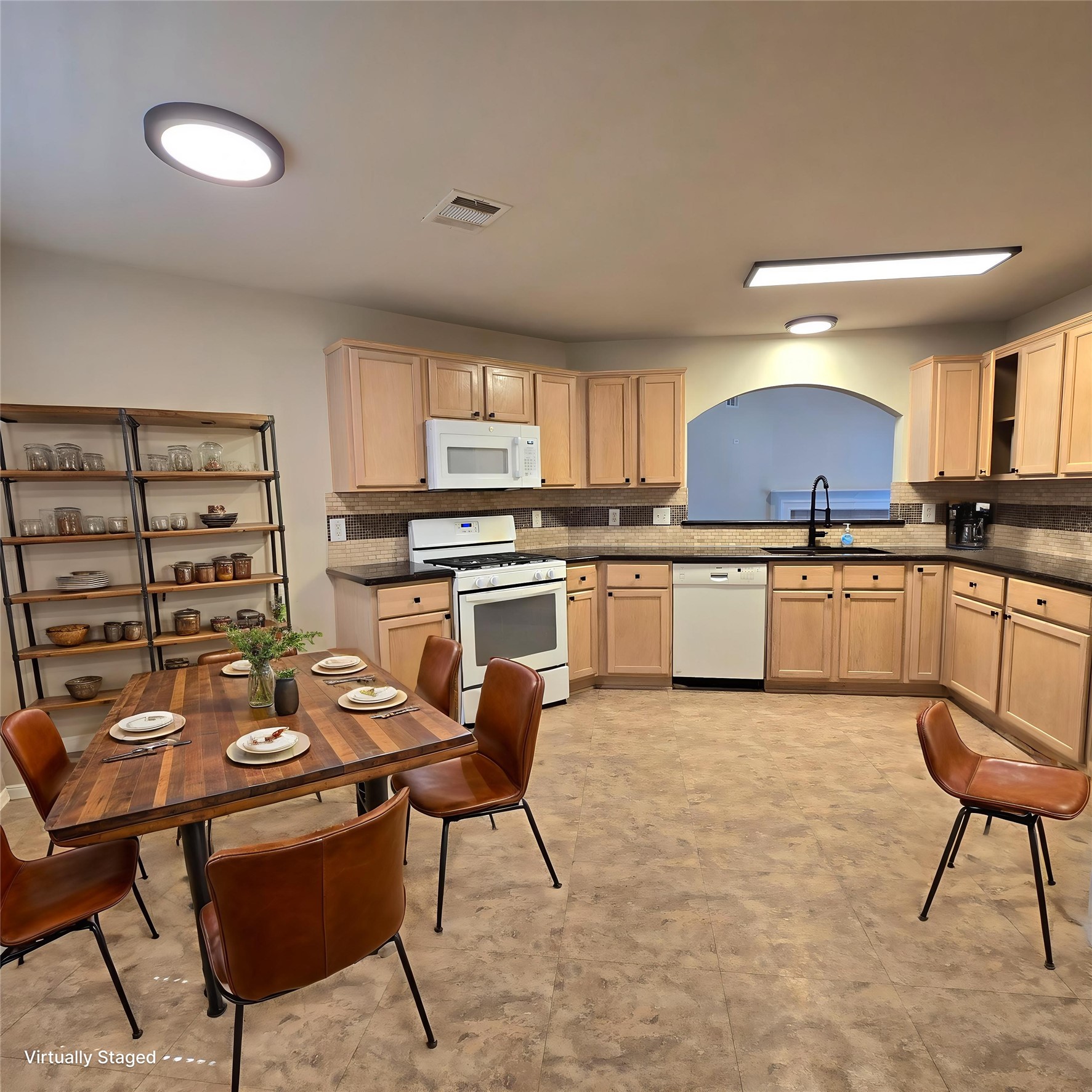 6411 Slate Stone Street Houston, TX 77084 - Photo 20 of 38 Virtually staged: spacious and bright!