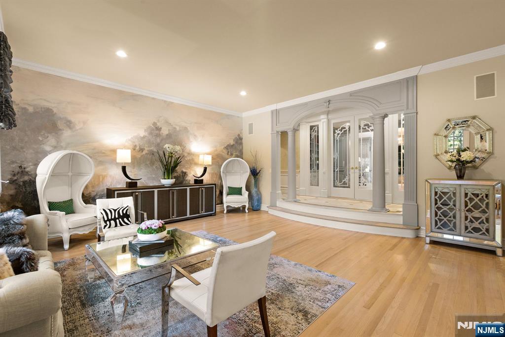23 Hunter Ridge Woodcliff Lake, NJ 07677 - Photo 19 of 49