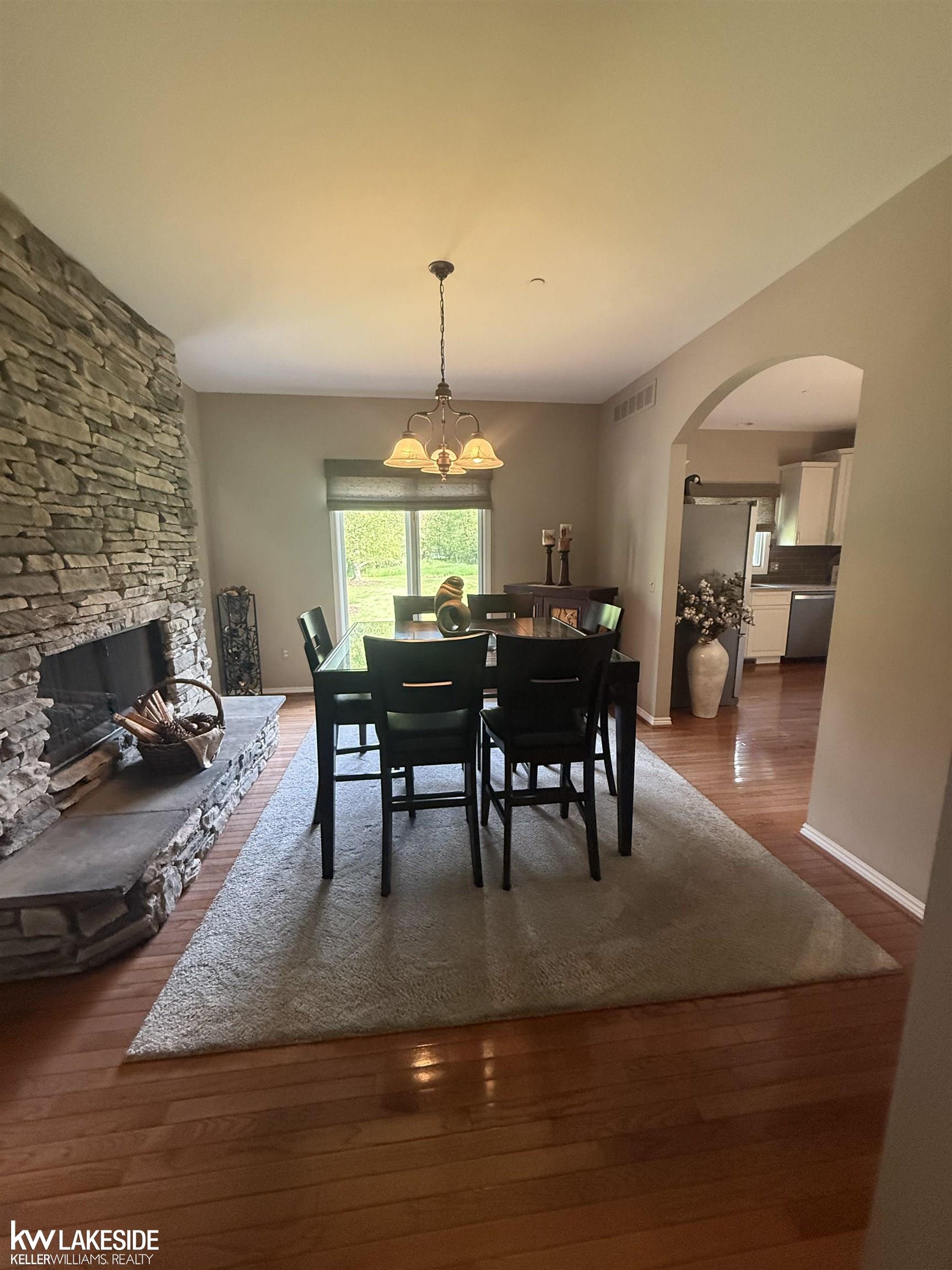 901 Jack Pine Drive Rochester, MI 48306 - Photo 16 of 92