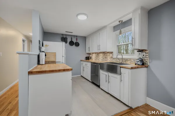 $335,000 | 24 Willie Circle, Tolland, CT 06084