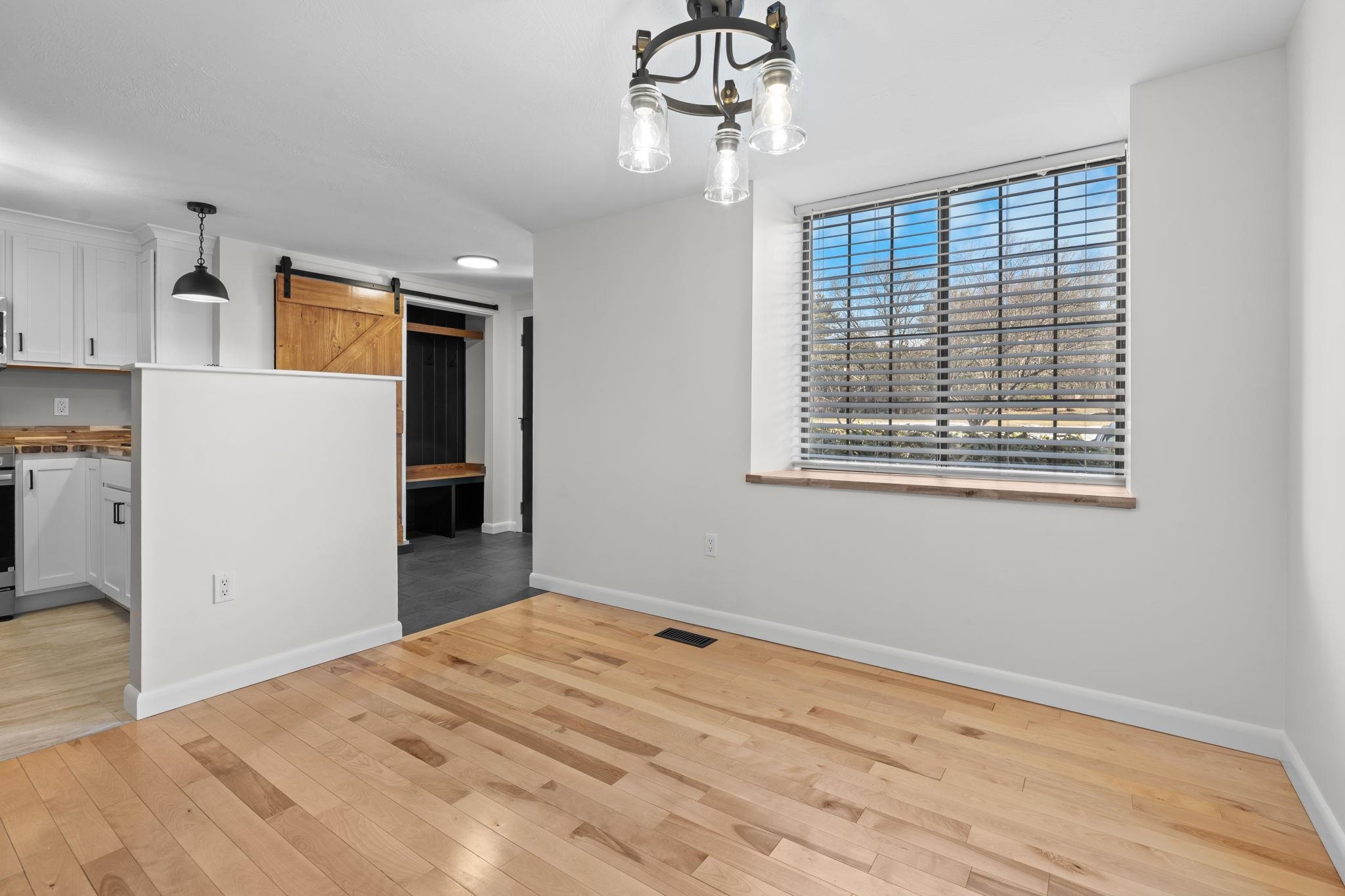 2 Rockingham Court Bedford, NH 03110 - Photo 13 of 56