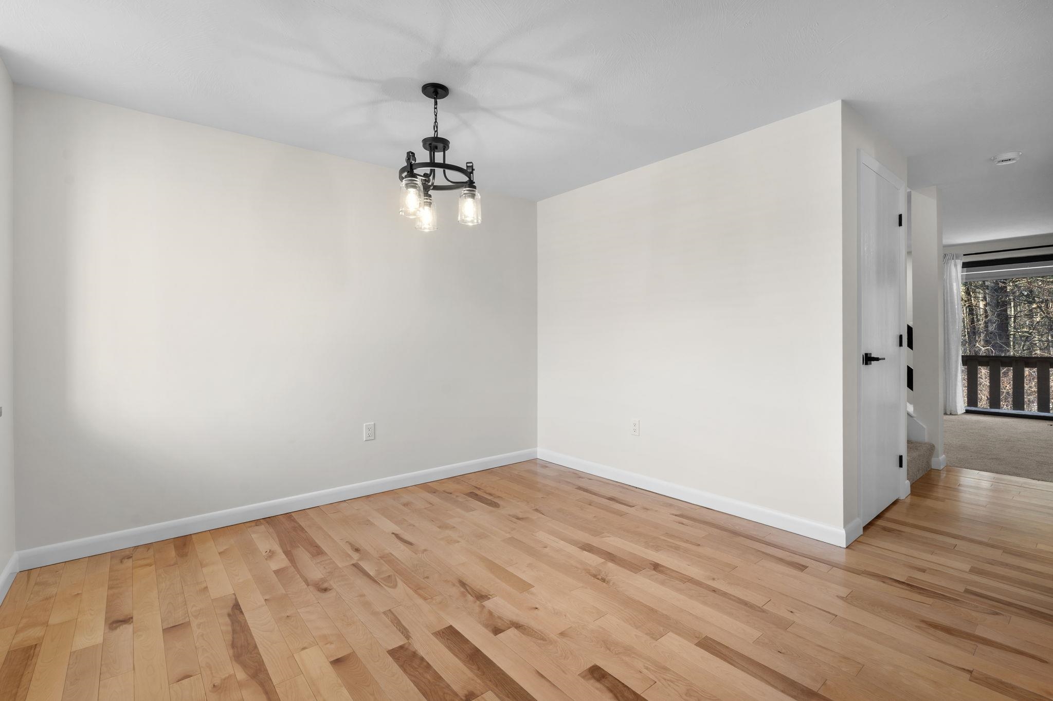 2 Rockingham Court Bedford, NH 03110 - Photo 15 of 56