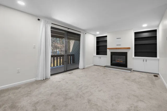 $4,600 | 2 Rockingham Court, Bedford, NH 03110