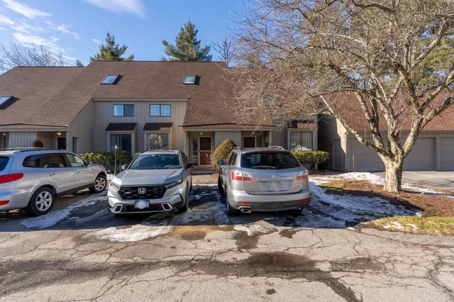 $4,600 | 2 Rockingham Court, Bedford, NH 03110