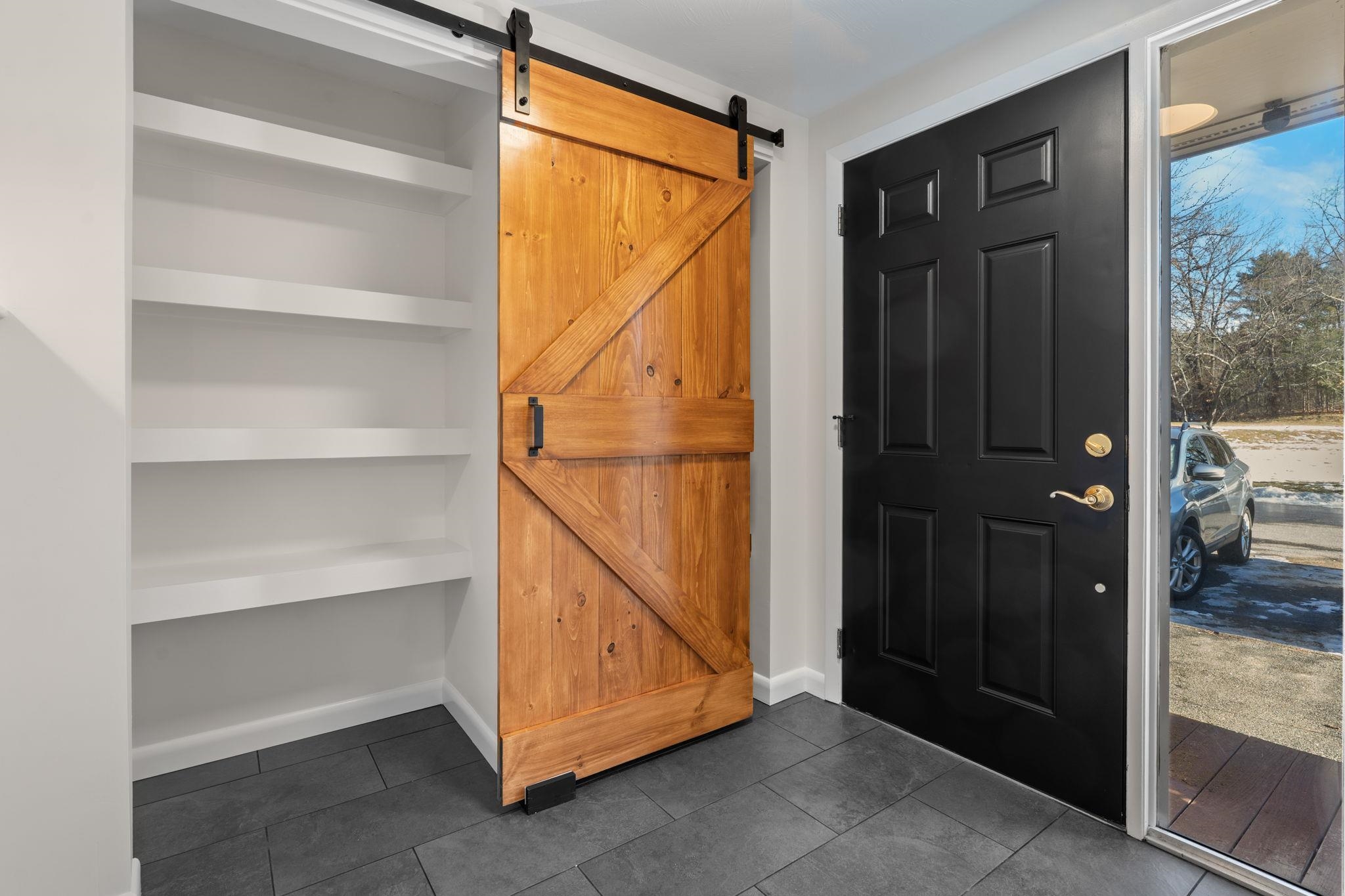 2 Rockingham Court Bedford, NH 03110 - Photo 10 of 56