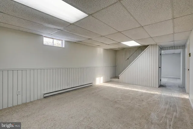 a front view of house with yard