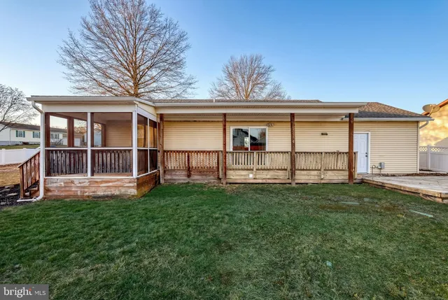 $285,000 | 3330 East Pheasant Drive, Dover, PA 17315